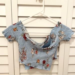 Crossover Stretchy Crop Top - Size Small